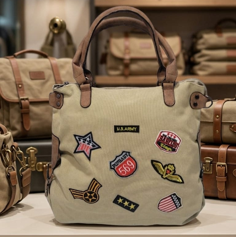 Sholder Bag with Badges - Beige