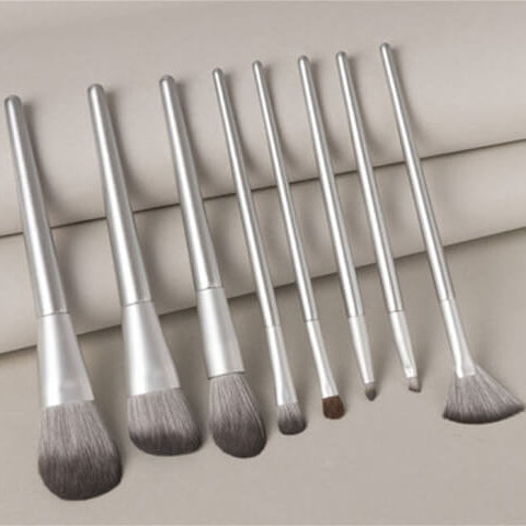 MAKEUP BRUSHES