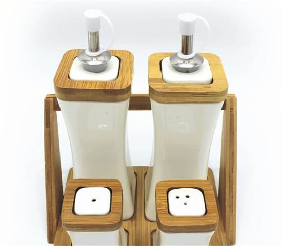 PORCELAIN OIL & PEPPER SET WITH BAMBOO BASE